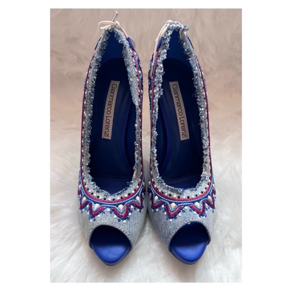 New! GIANMATCO LORENZI Denina Embellished Denim Peep Toe Pumps - Picture 2 of 12